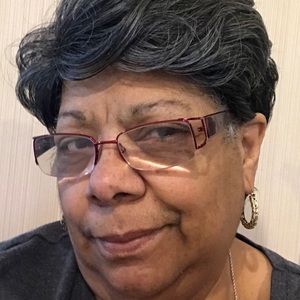 Meet your Posher, Ramona